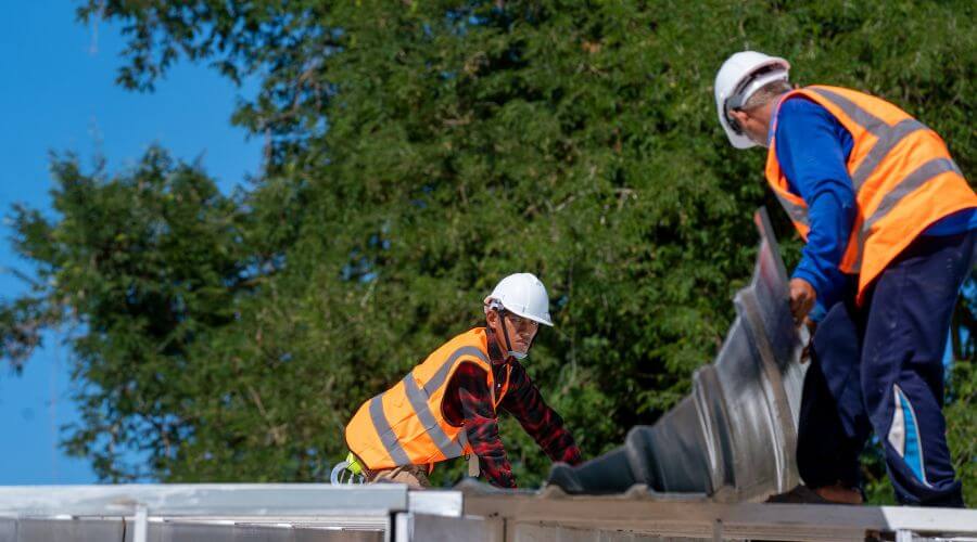 Professional metal roof installation in Quincy, WA